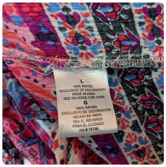 Altar'd State boho long-sleeved shorts romper - Picture 8 of 8